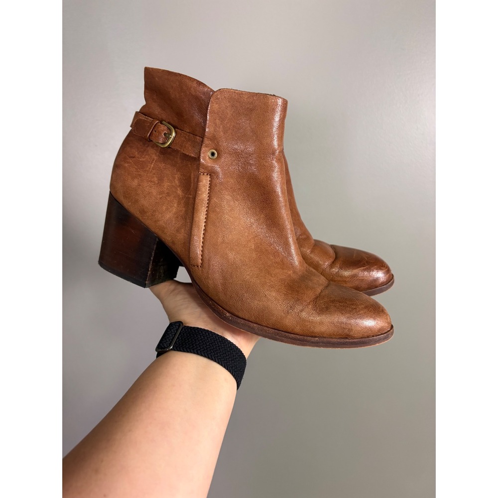 Isola Ankle Bootie Women 8 Brown Leather Block Heel Buckle Western Moto Rustic